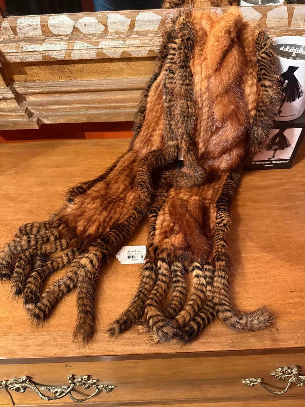 NEW EUROPA women's animal scarf in brown